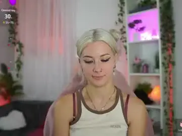 Emilyswannn  live sex cam