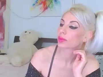 Honey_lara  live sex cam