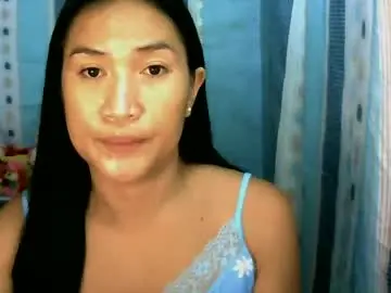 Hottie_maxie  live sex cam