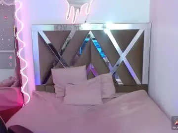 Keira_tay  live sex cam