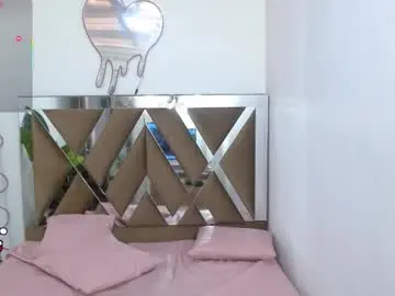 Keira_tay  live sex cam