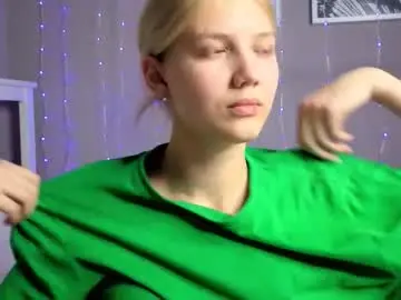 Lil_tasty33  live sex cam