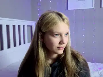 Lil_tasty33  live sex cam