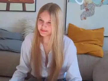 Lil_tasty33  live sex cam