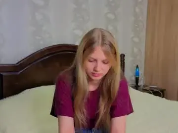 Lil_tasty33  live sex cam