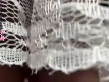 Lili_01  live sex cam