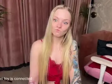 Lili_01  live sex cam