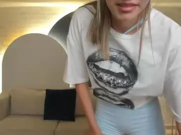 Niasalvatore  live sex cam