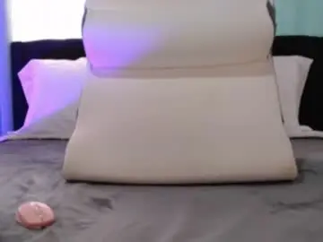 Noasarri  live sex cam