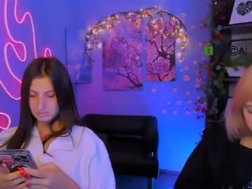 Siennaxmonroes  live sex cam