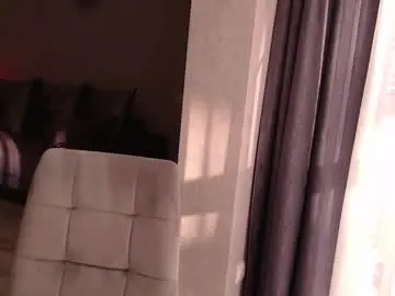 Varonica_caprii  live sex cam