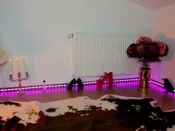 Viciousqueen  live sex cam