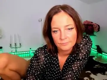 Viciousqueen  live sex cam