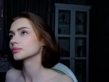 Bluuemarine  live sex cam
