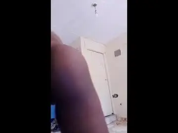 Coco915928  live sex cam