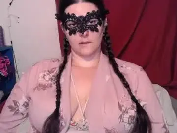 Curvygamerceline  live sex cam