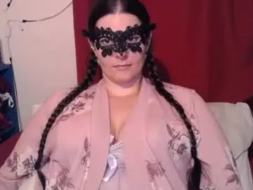 Curvygamerceline  live sex cam