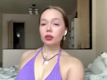 Halliedamiano  live sex cam