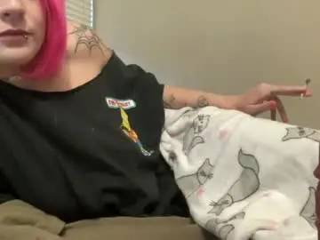 Hell0k1tty666  live sex cam