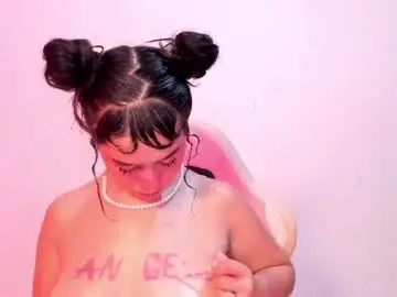 Kitty__chs  live sex cam