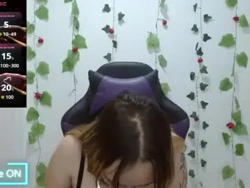 Liaroberts1  live sex cam