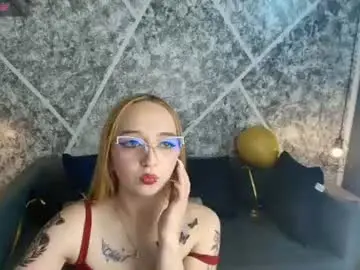 Liaroberts1  live sex cam