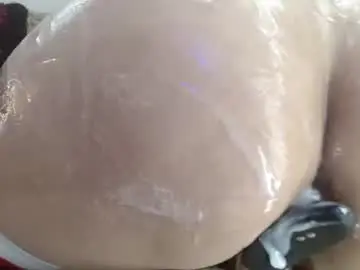 Maghenta  live sex cam
