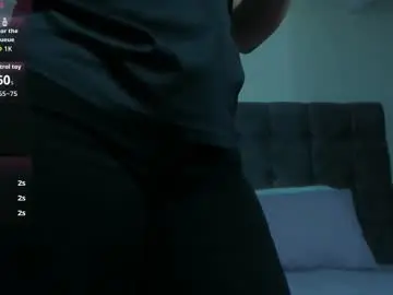 Mia_honey23  live sex cam