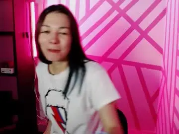 Milania_mini  live sex cam