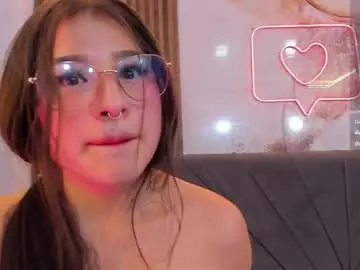 Neftis_tay  live sex cam