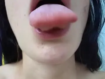 Samanthahoteer96  live sex cam