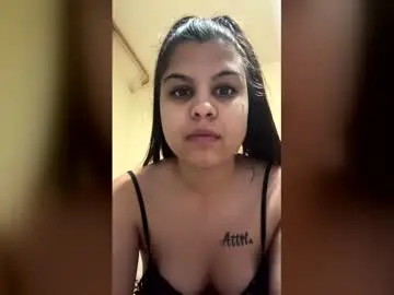 Vivike23  live sex cam