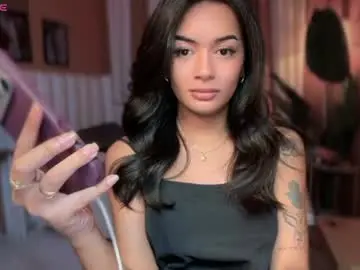 Yummyrenalyn  live sex cam