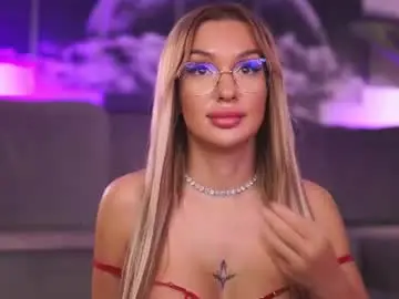 Almalux  live sex cam