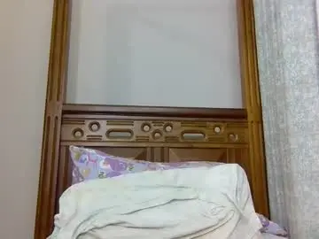 Babytylerr  live sex cam