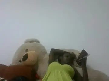 Babytylerr  live sex cam