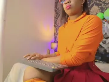 Caseymoon  live sex cam