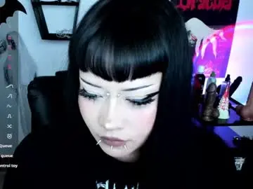 Cristal_kosh  live sex cam