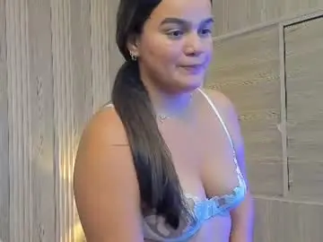 Lia_curvysex  live sex cam