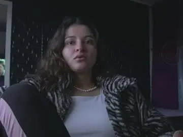 Miadimota  live sex cam