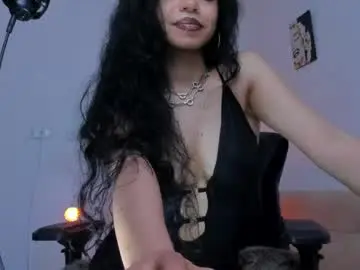 Moonmadison  live sex cam