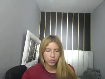 Nancy_blonde  live sex cam