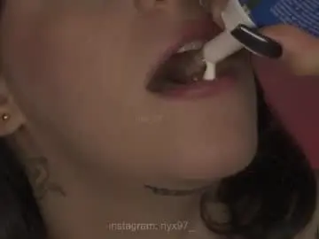 Nyx_97  live sex cam