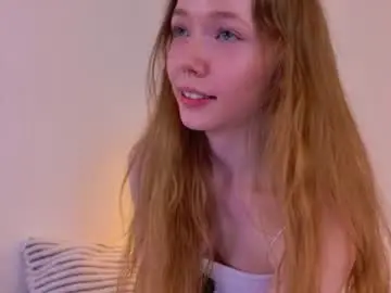 Petitedaisy__  live sex cam