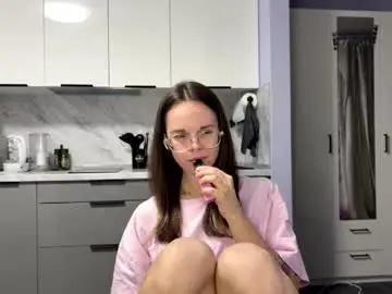 Zojiz  live sex cam
