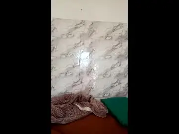 Babymomma39  live sex cam