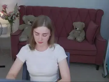 Bree_sky  live sex cam