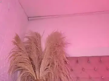 Elena_rosse  live sex cam