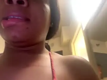 Lippsofficial  live sex cam