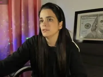 Lucianamoreau_  live sex cam